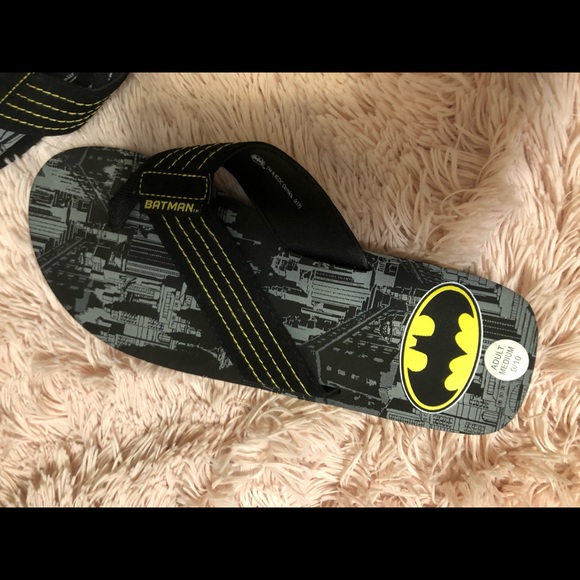 Brand new never worn Batman flip flops - Picture 2 of 2